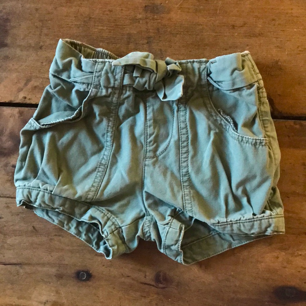 Baby Gap Chino Shorts 2T